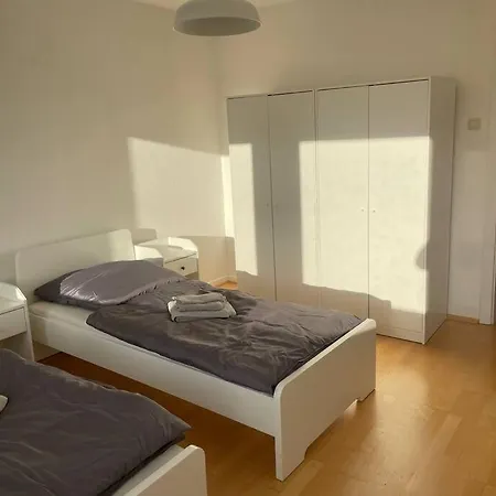 Ruhig Und Zentral Wohnen! Ma3r Апартаменты *